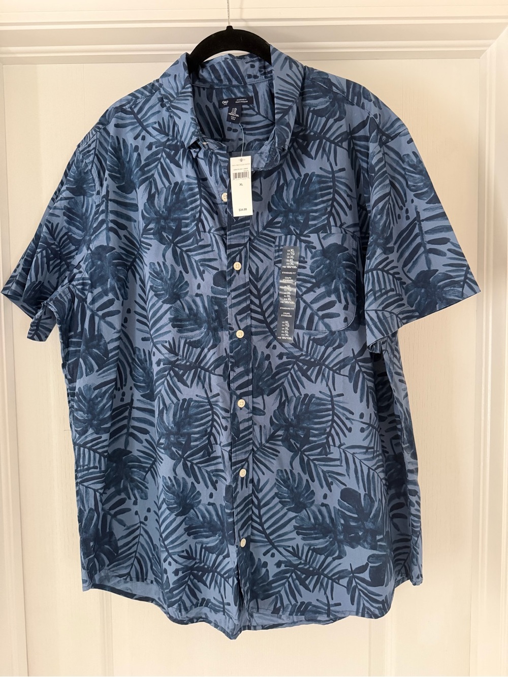 GAP Men's Blue Tropical Leaf Short Sleeve Button-Down Shirt
